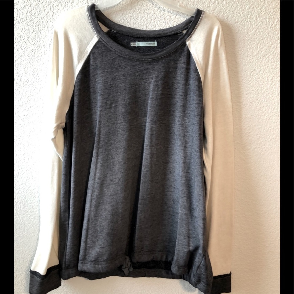 SUPER CUTE Light Sweatshirt
